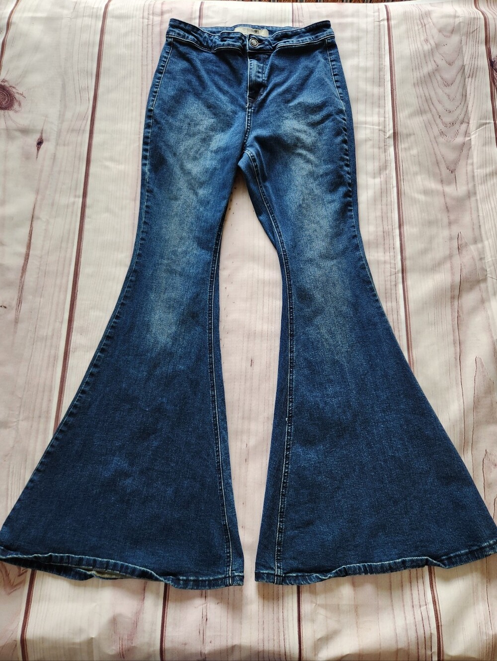 Rock & Roll Cowgirl "High Rise Bell Bottom Jean" Flare Blue | Women's Size 29 - Picture 5 of 15